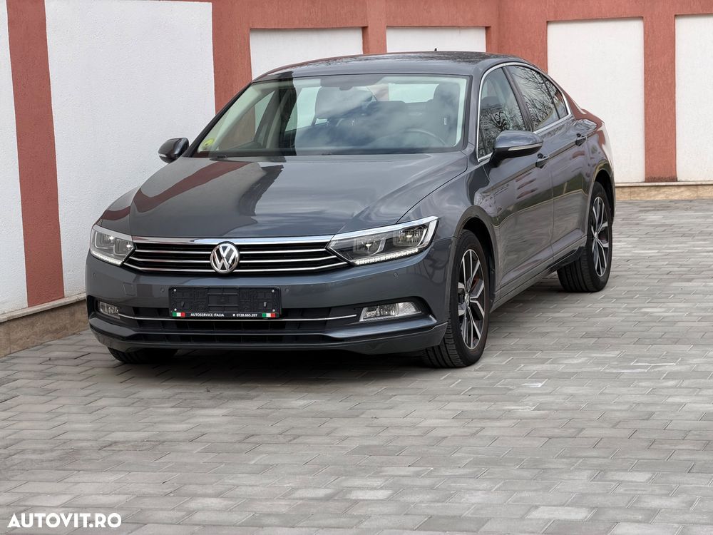 Volkswagen Passat 1.6 TDI SCR DSG Comfortline - 1