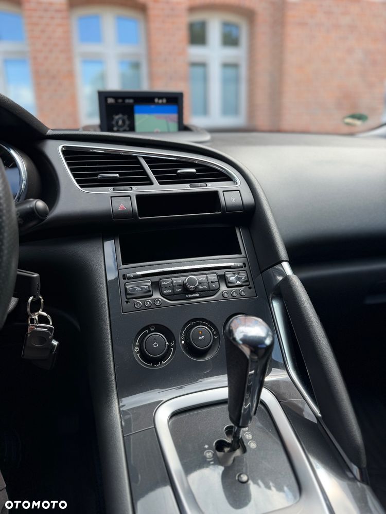 Peugeot 3008 HDi FAP 110 EGS6 Business-Line - 12
