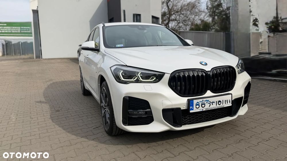 BMW X1 xDrive20i M Sport - 1