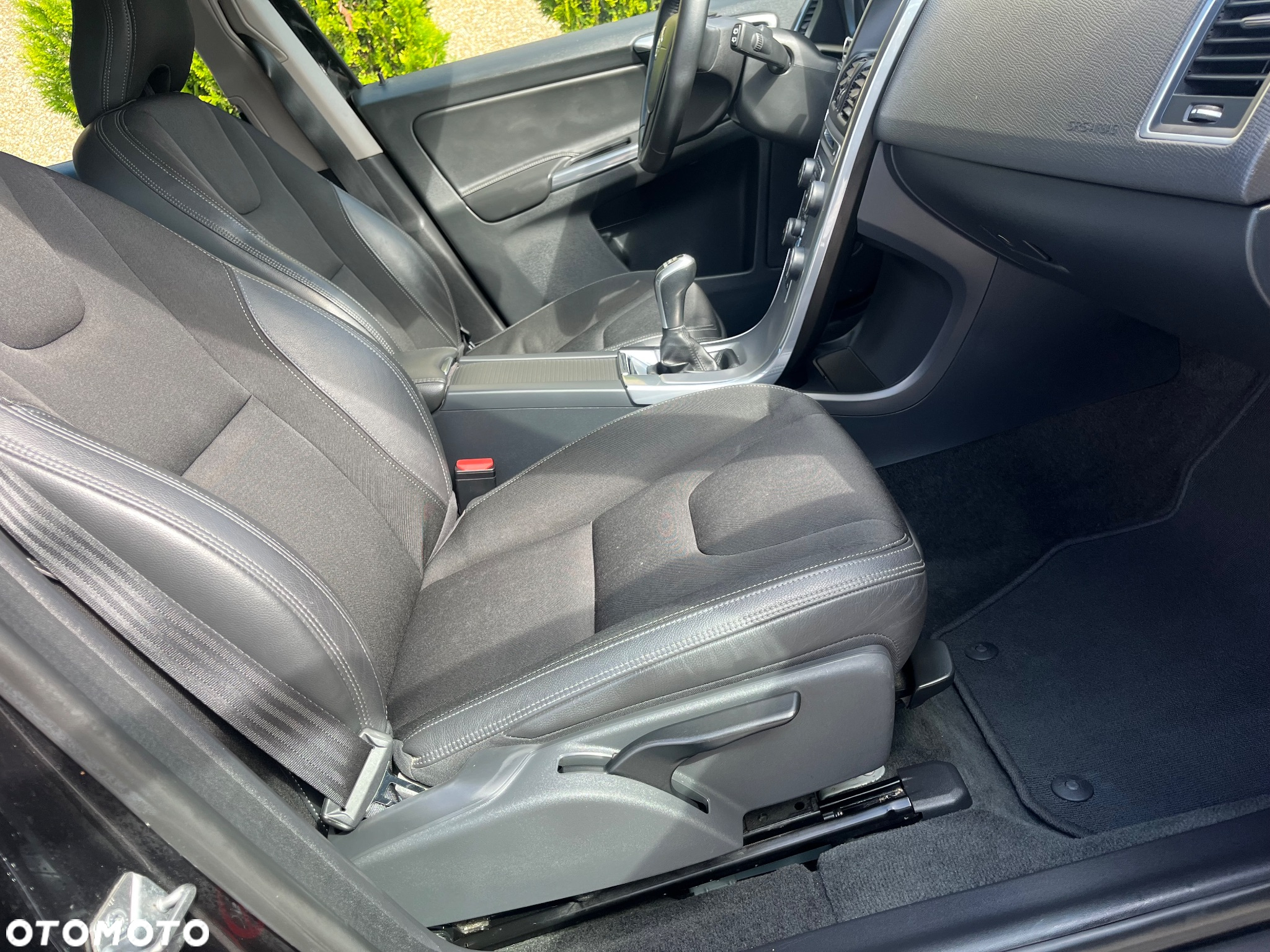 Volvo XC 60 D4 Kinetic - 9