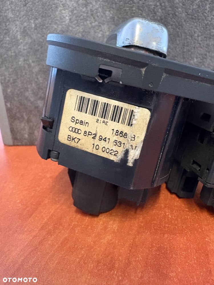 WŁĄCZNIK WYŁĄCZNIK PANEL ŚWIATEŁ AUDI 8P1919094 - 3