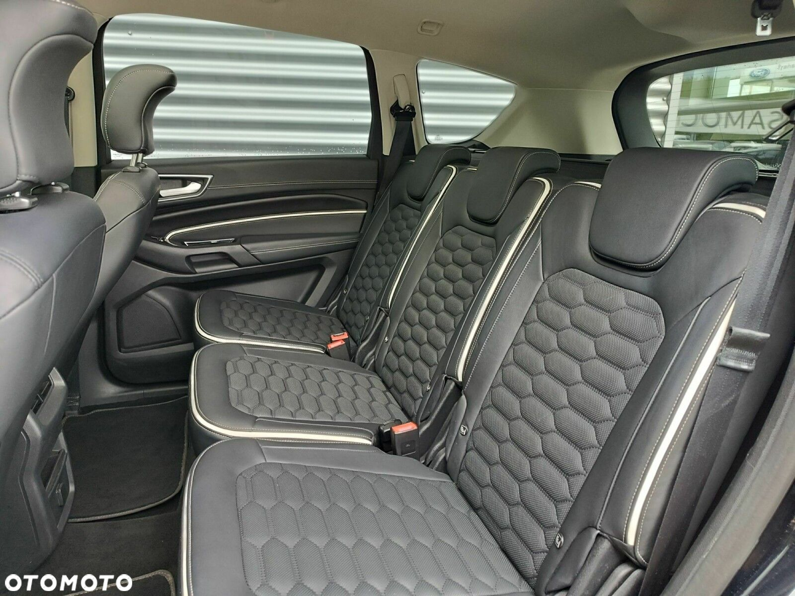 Ford S-Max 2.0 TDCi Vignale PowerShift - 40