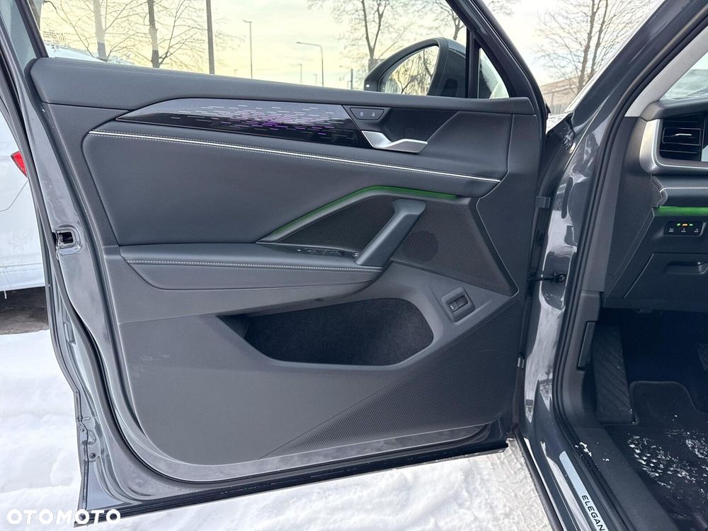 Volkswagen Tayron 2.0 TSI 4Mot Elegance DSG - 11