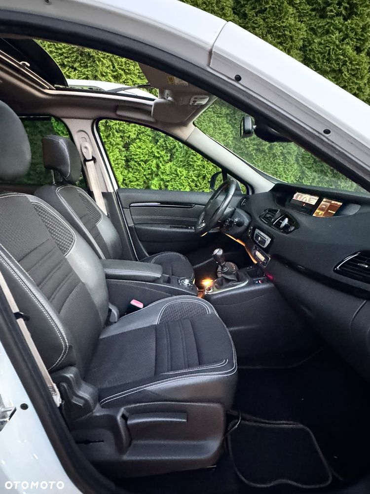 Renault Grand Scenic 1.6 dCi Energy Bose Edition S&S - 18