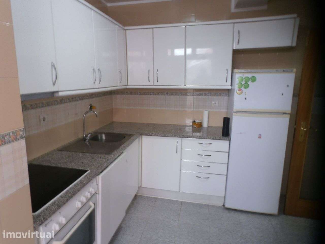 Apartamento T2 c/Lug de garagem - Gondomar - Grande imagem: 3/20