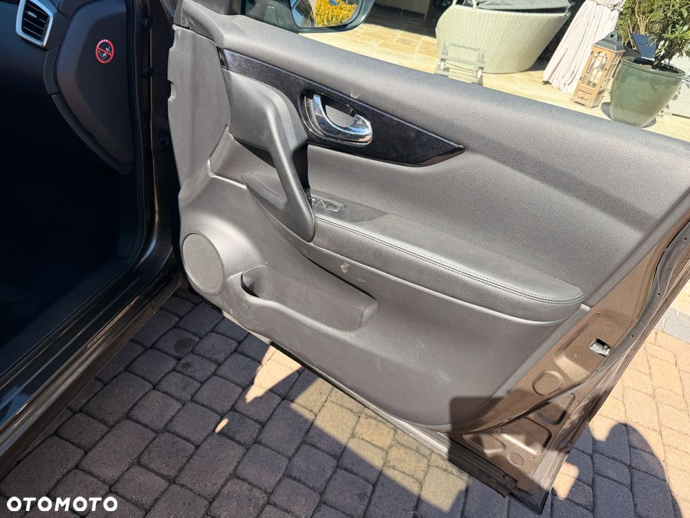 Nissan Qashqai 1.6 DCi N-Connecta - 18