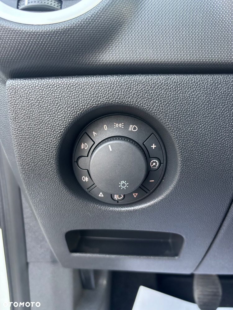 Opel Corsa 1.2 16V Limited Edition - 16