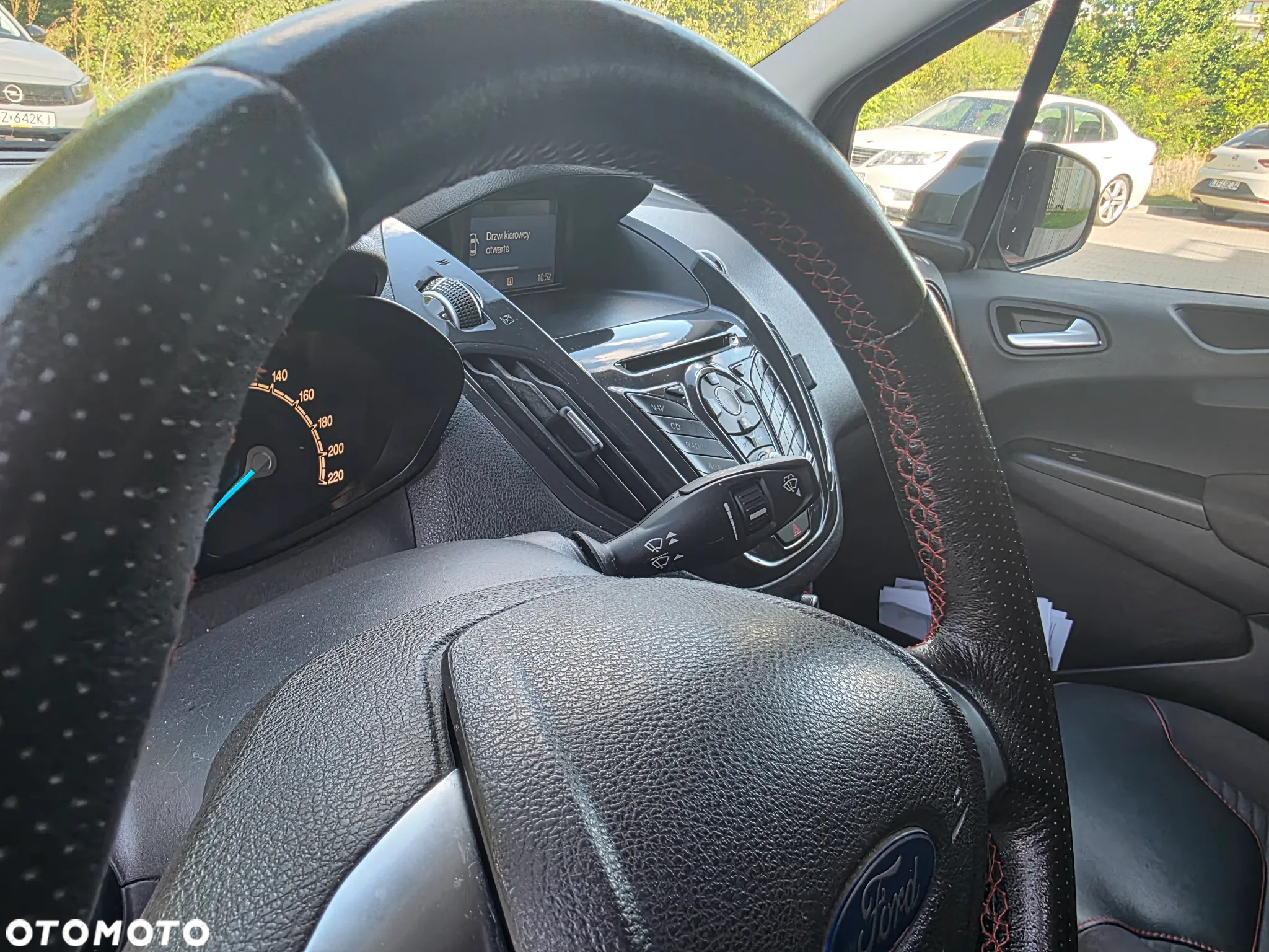 Ford Tourneo Courier 1.0 EcoBoost S&S Sport - 17