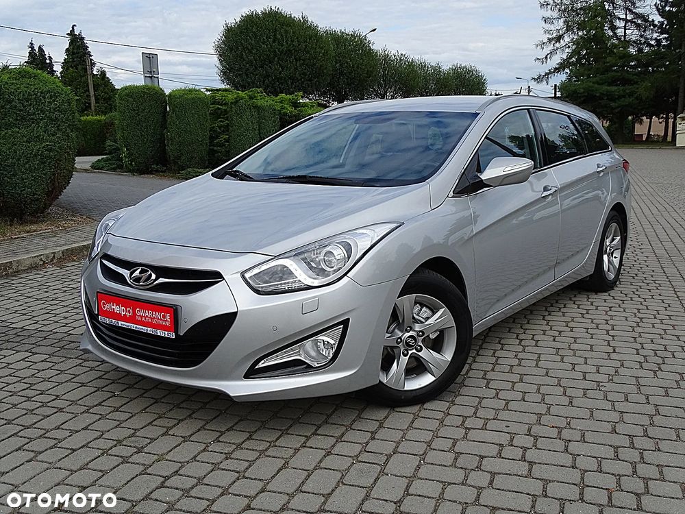 Hyundai i40 i40cw 1.7 CRDi Fifa World Cup Edition - 1