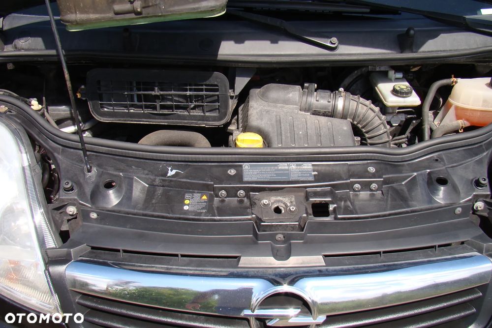 Opel Vivaro - 15