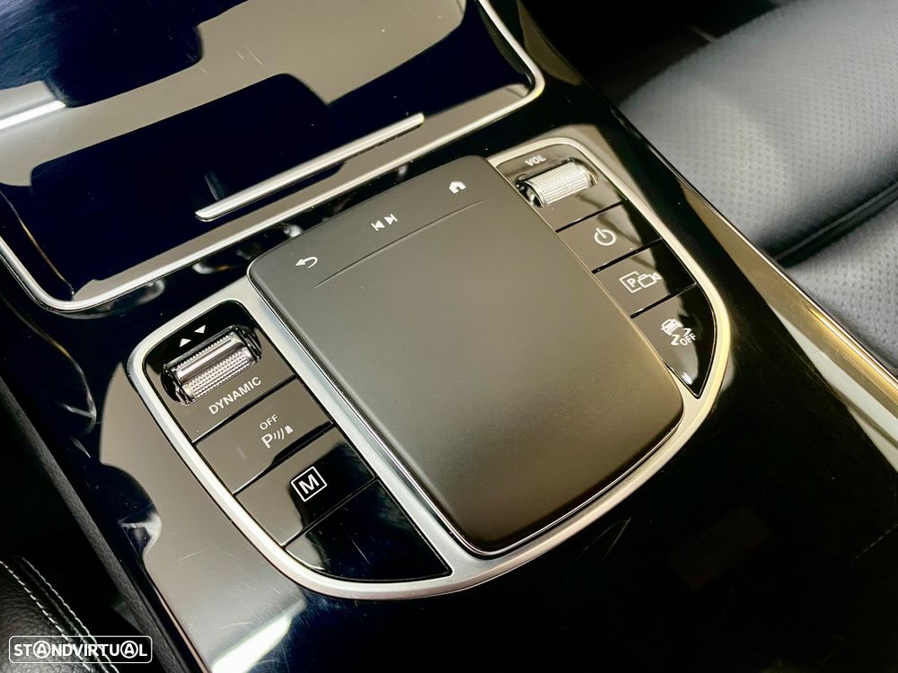 Mercedes-Benz GLC 300 de 4Matic 9G-TRONIC AMG Line Plus - 38