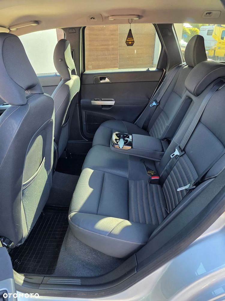 Volvo V50 - 15