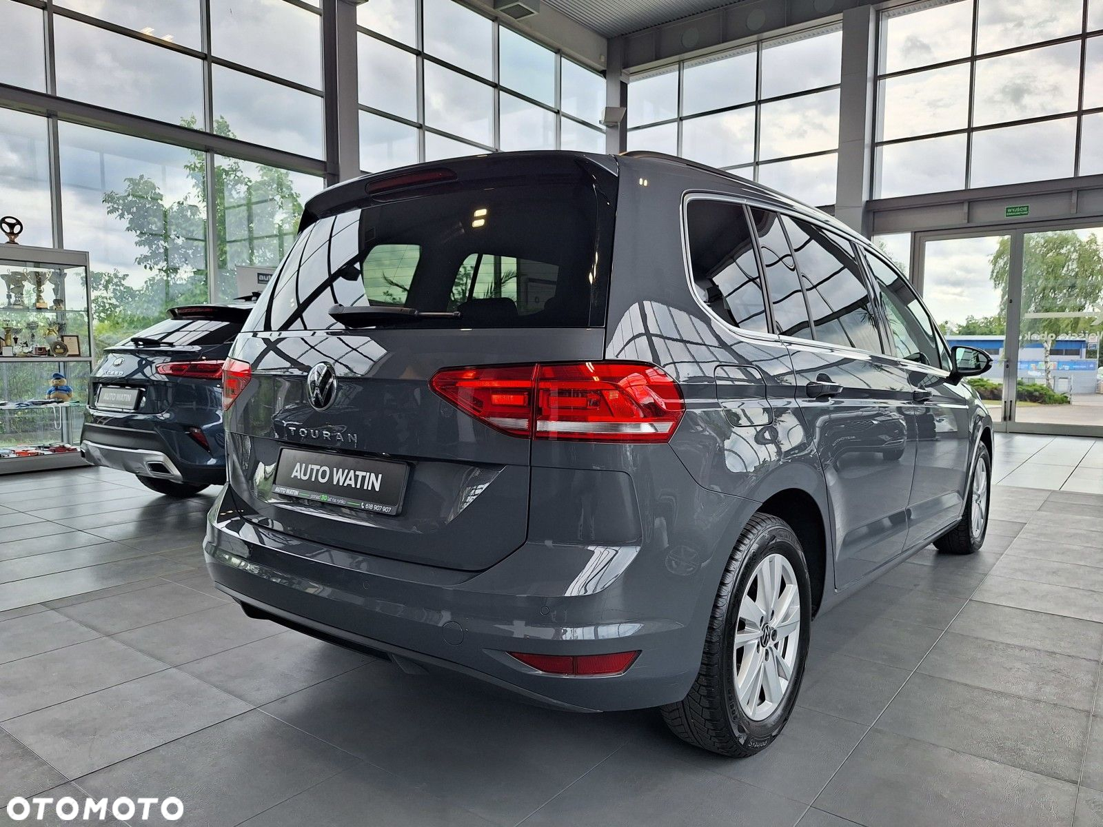 Volkswagen Touran 2.0 TDI BMT SCR Comfortline - 14