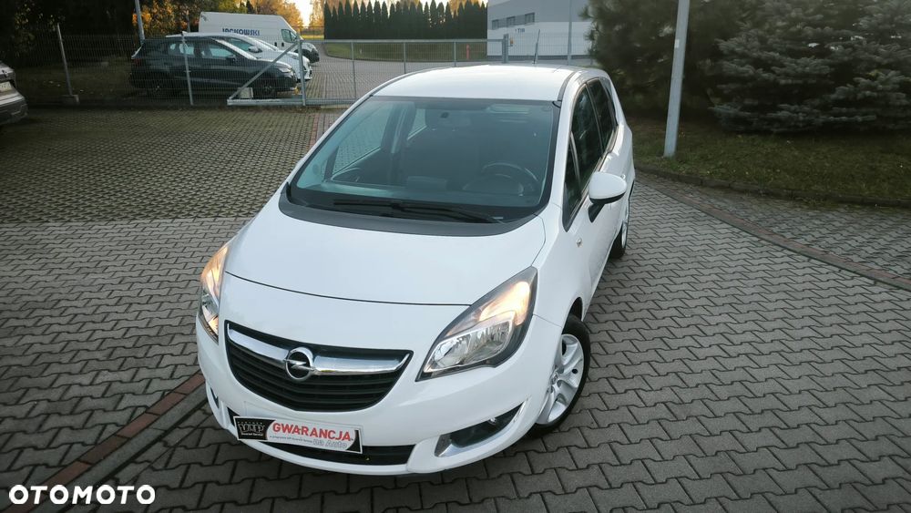 Opel Meriva 1.4 T Cosmo S&S - 9