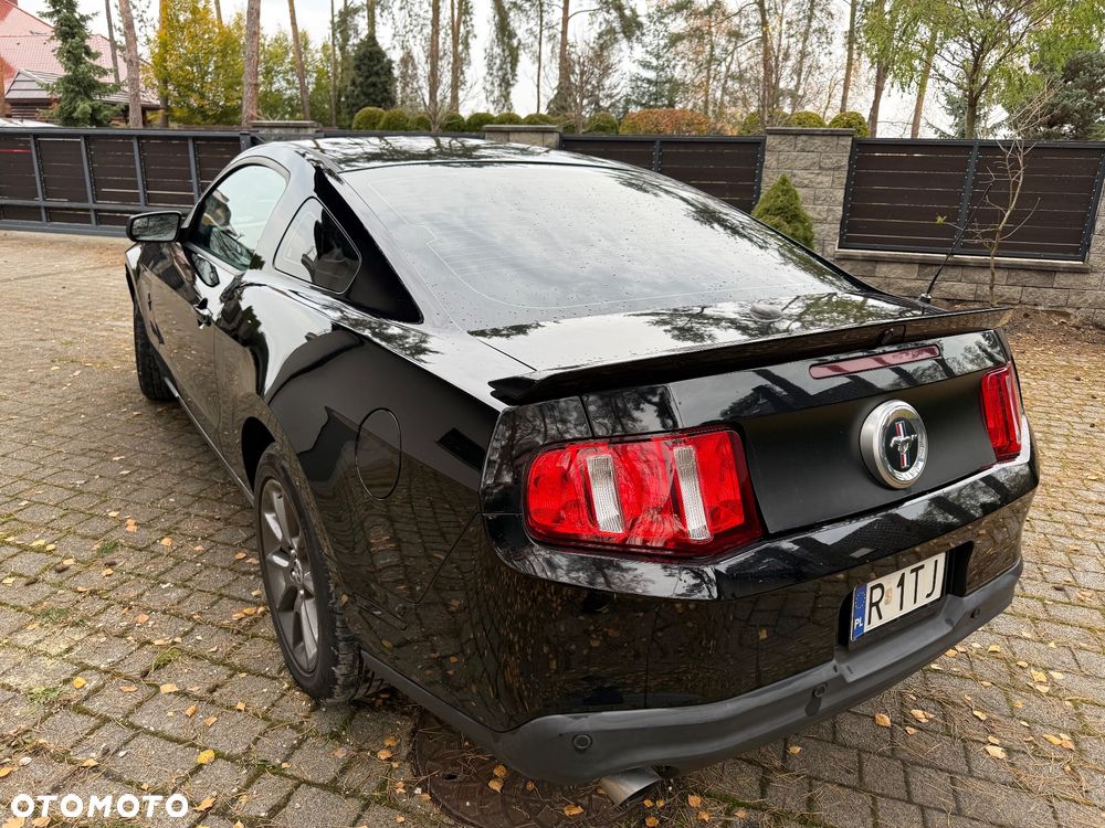 Ford Mustang 3.7 V6 Premium - 11