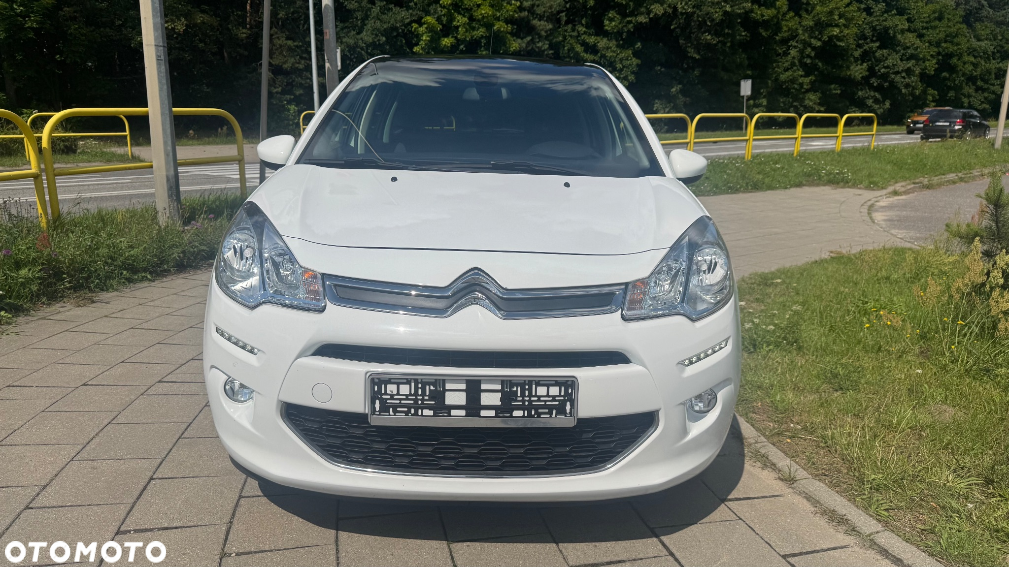 Citroën C3 1.2 PureTech Exclusive - 2