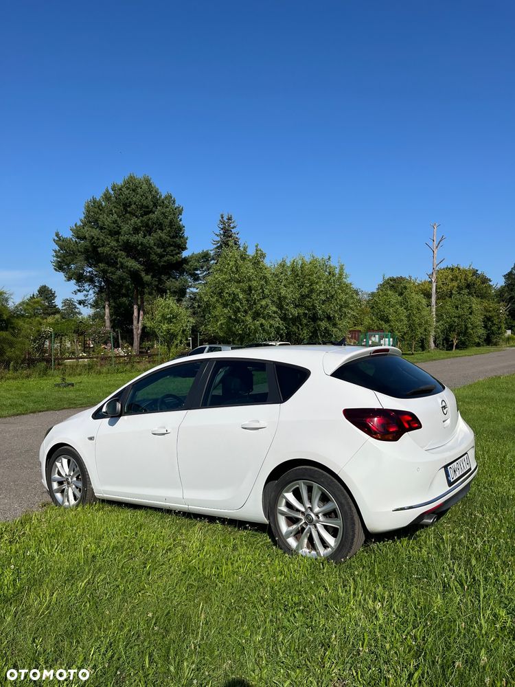 Opel Astra - 11