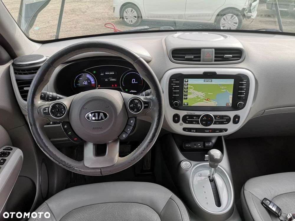 Kia Soul Play - 25