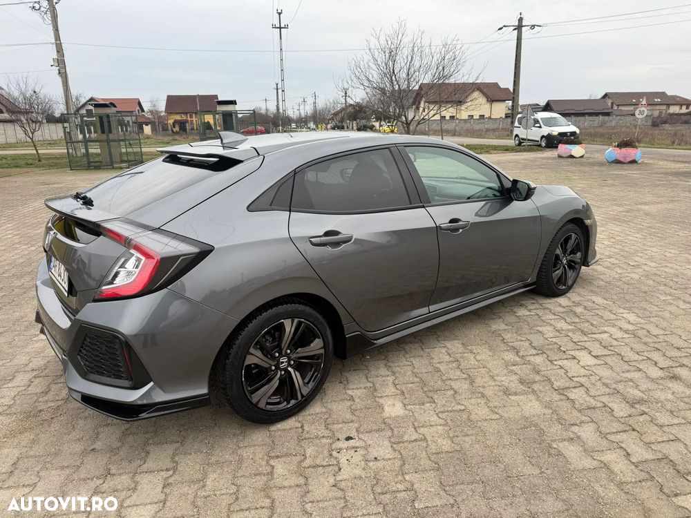 Honda Civic 1.5 VTEC Turbo CVT Sport Plus - 9