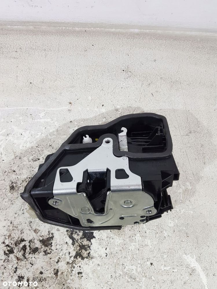 zamek drzwi lewy przód 7229461 bmw e90 e91 f10 f11 lci eur 4pin - 5