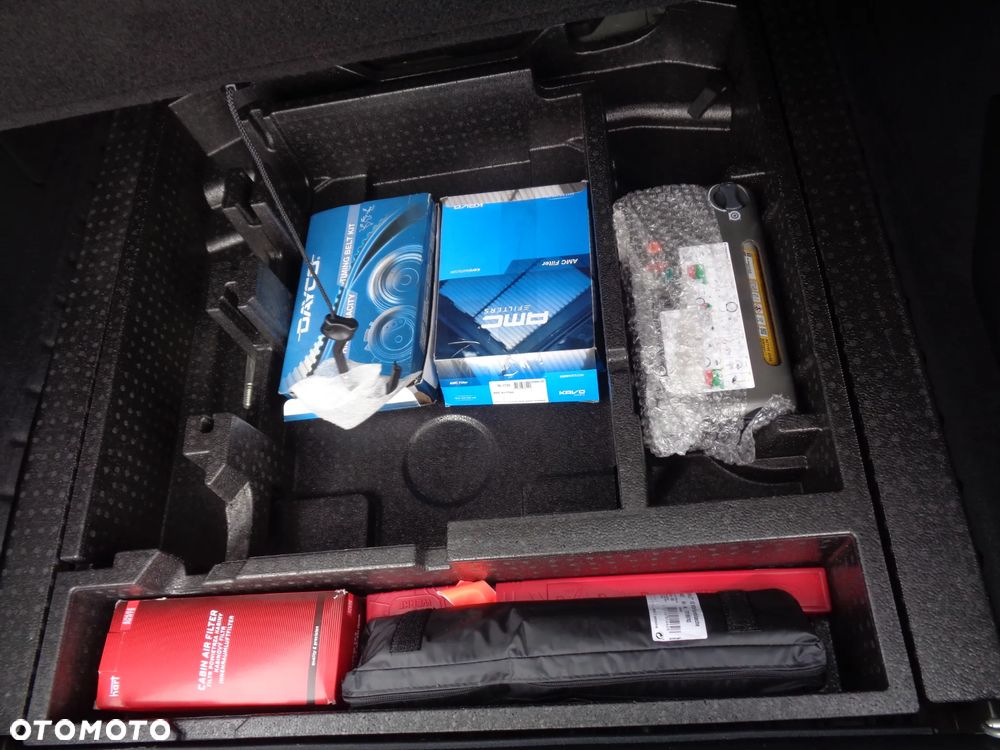 Peugeot 308 BlueHDi 130 EAT8 Stop & Start Active Business-Paket - 13