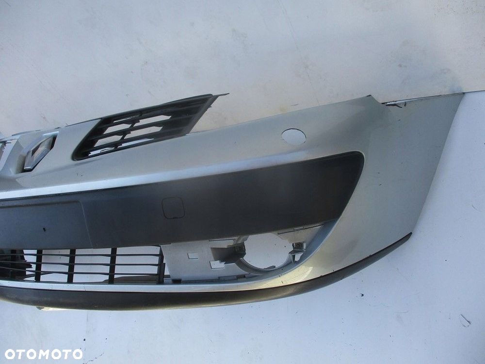 Zderzak RENAULT ESPACE POD XENON PRZÓD - 3