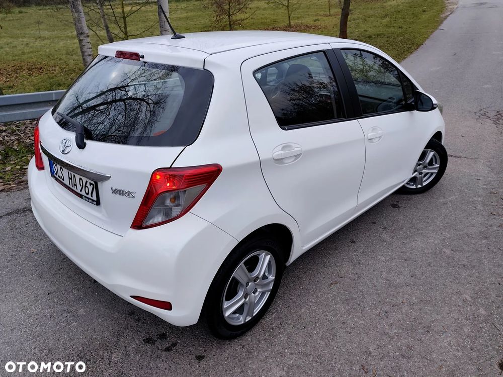 Toyota Yaris 1.33 Sol - 2