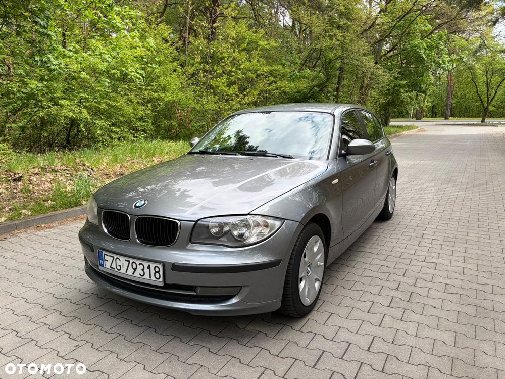 BMW Seria 1 116i - 1