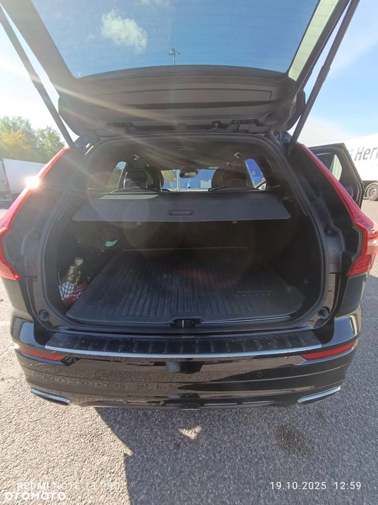 Volvo XC 60 D5 AWD R-Design - 10