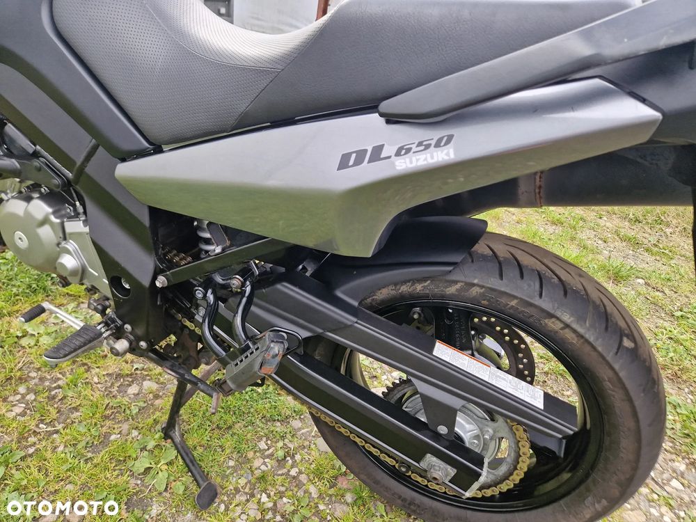 Suzuki V-STROM - 25