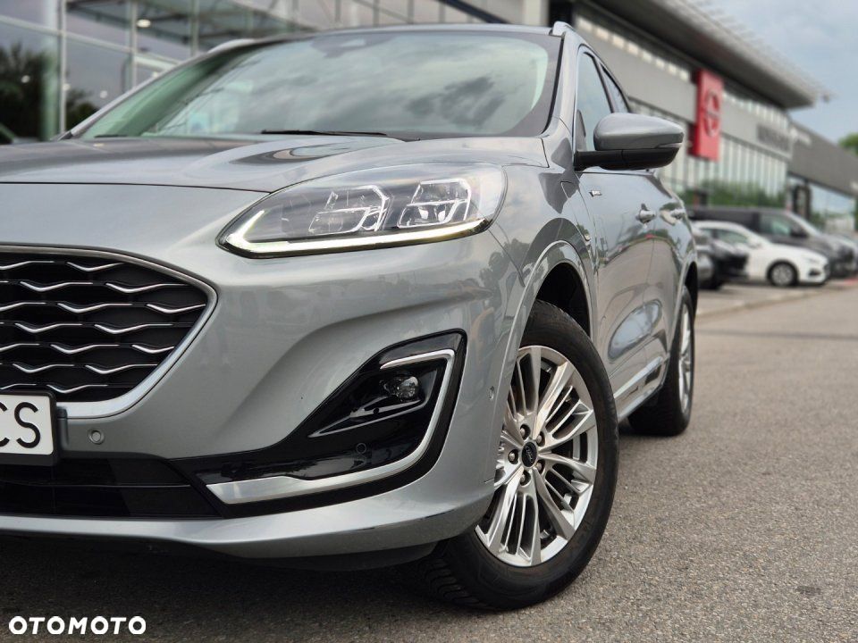 Ford Kuga - 12