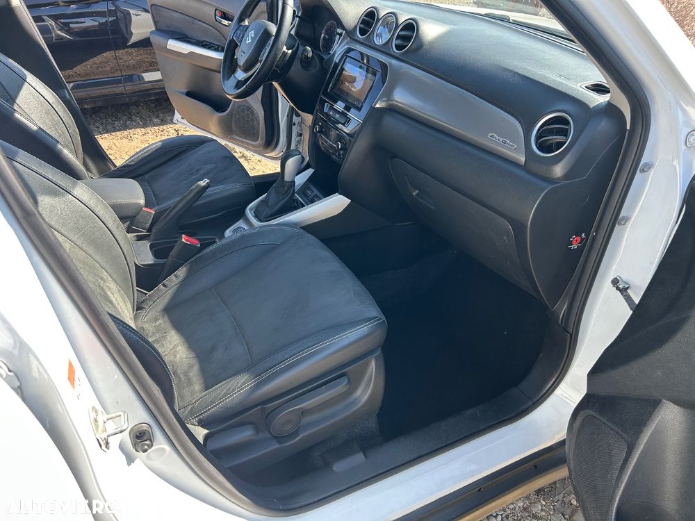 Suzuki Vitara 1.6 DDIS 4X4 Luxus Aut. - 11