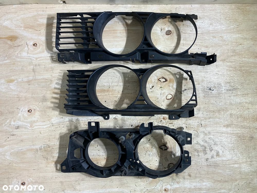 OKULAR BMW E32 E34 PRAWY LEWY KRATKA OSŁONA 131741-00LI 8147910 843174L - 1