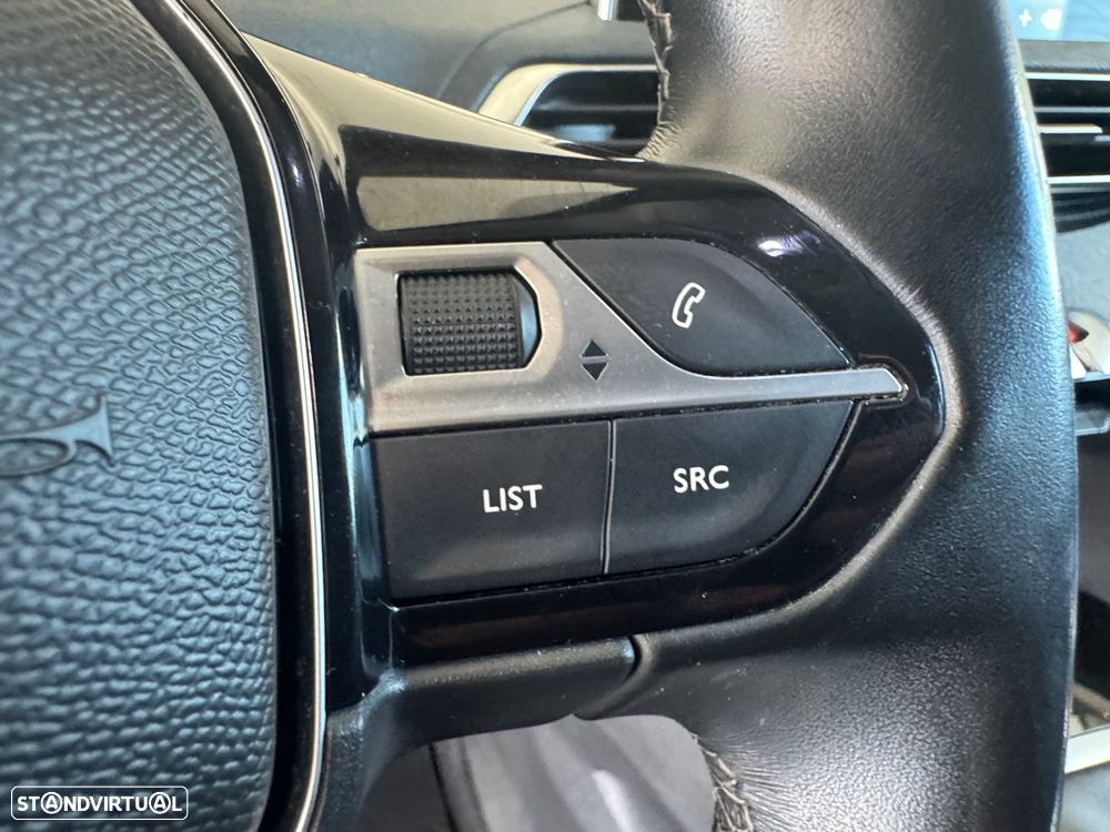 Peugeot 5008 1.5 BlueHDi Allure Pack - 25