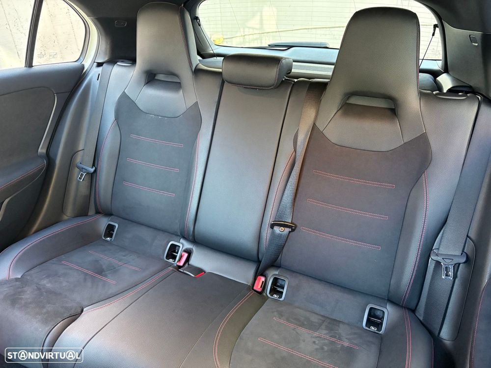 Mercedes-Benz A 200 AMG Line - 52