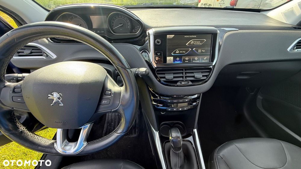 Peugeot 2008 1.6 VTi Style - 11