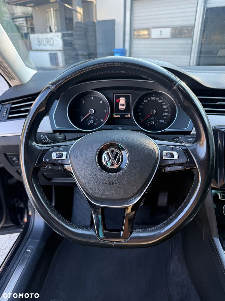 Volkswagen Passat 2.0 TDI BMT Highline DSG - 5