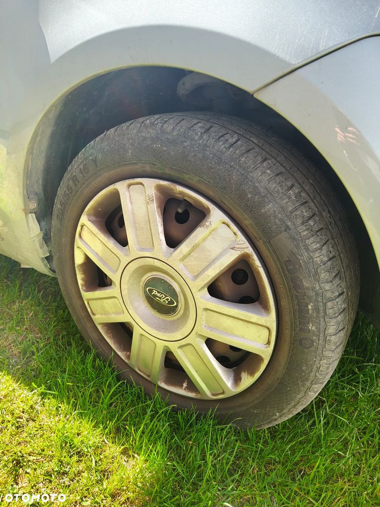 Ford Focus C-Max - 12