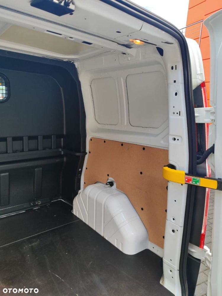 Ford Transit - 32