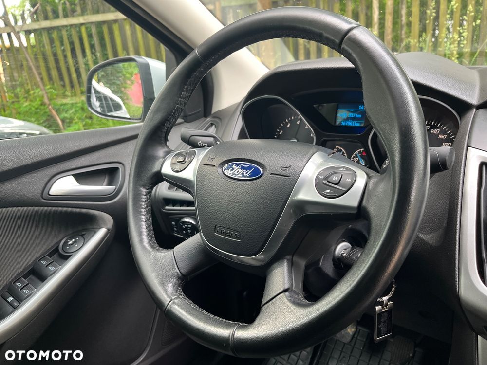 Ford Focus 1.6 Trend - 18