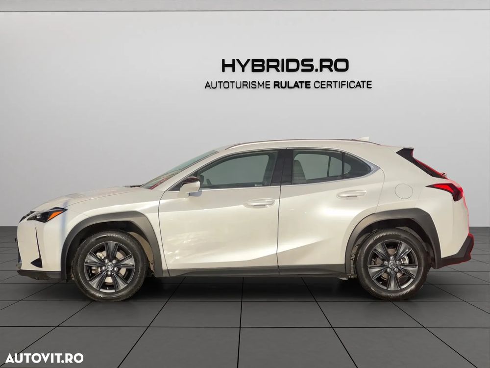 Lexus UX 250h Business Edition - 2