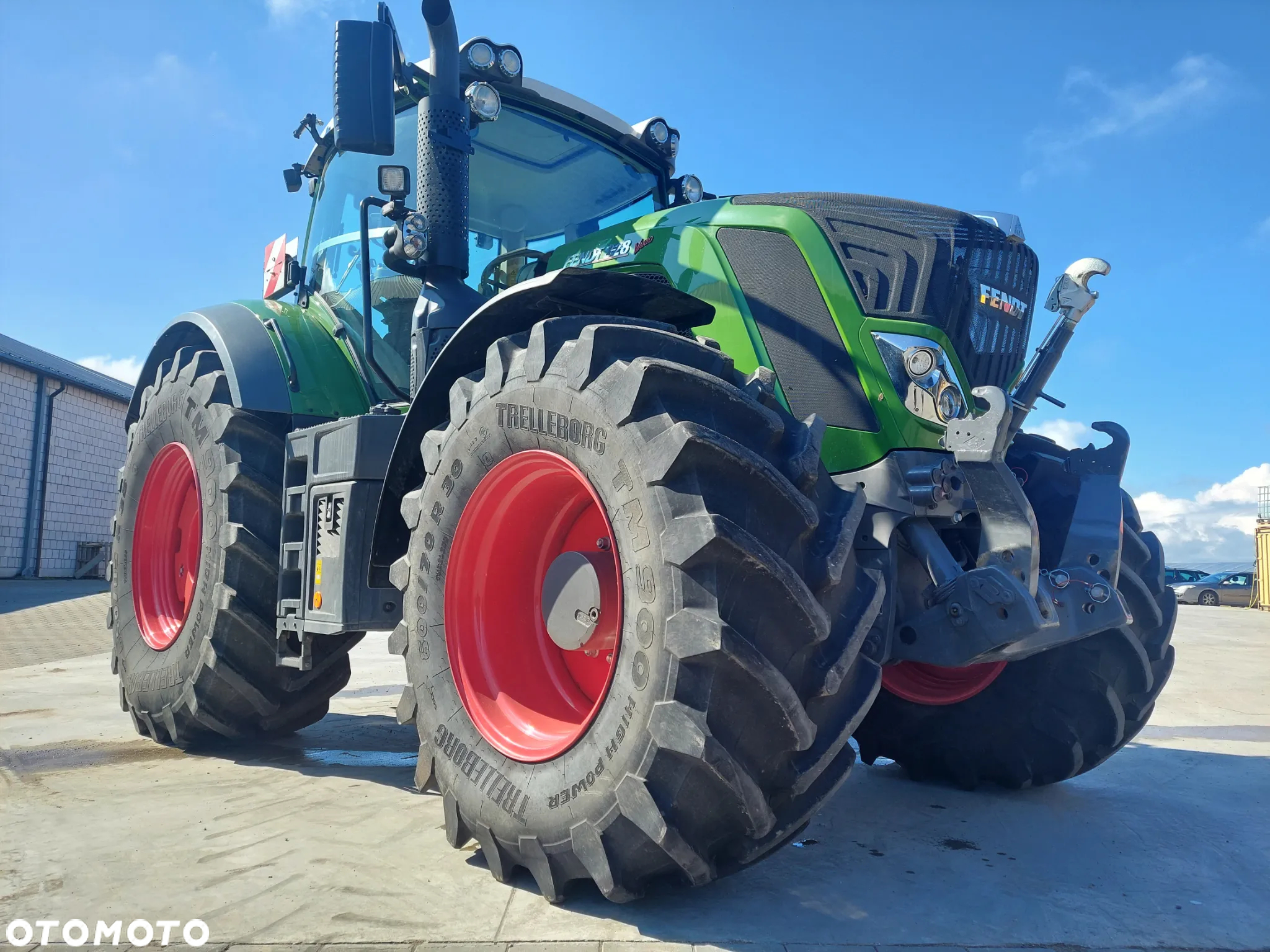 Fendt 828 - 16