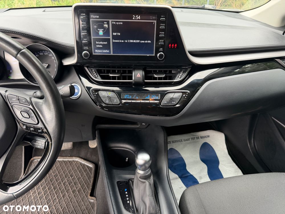 Toyota C-HR Business-Edition - 28