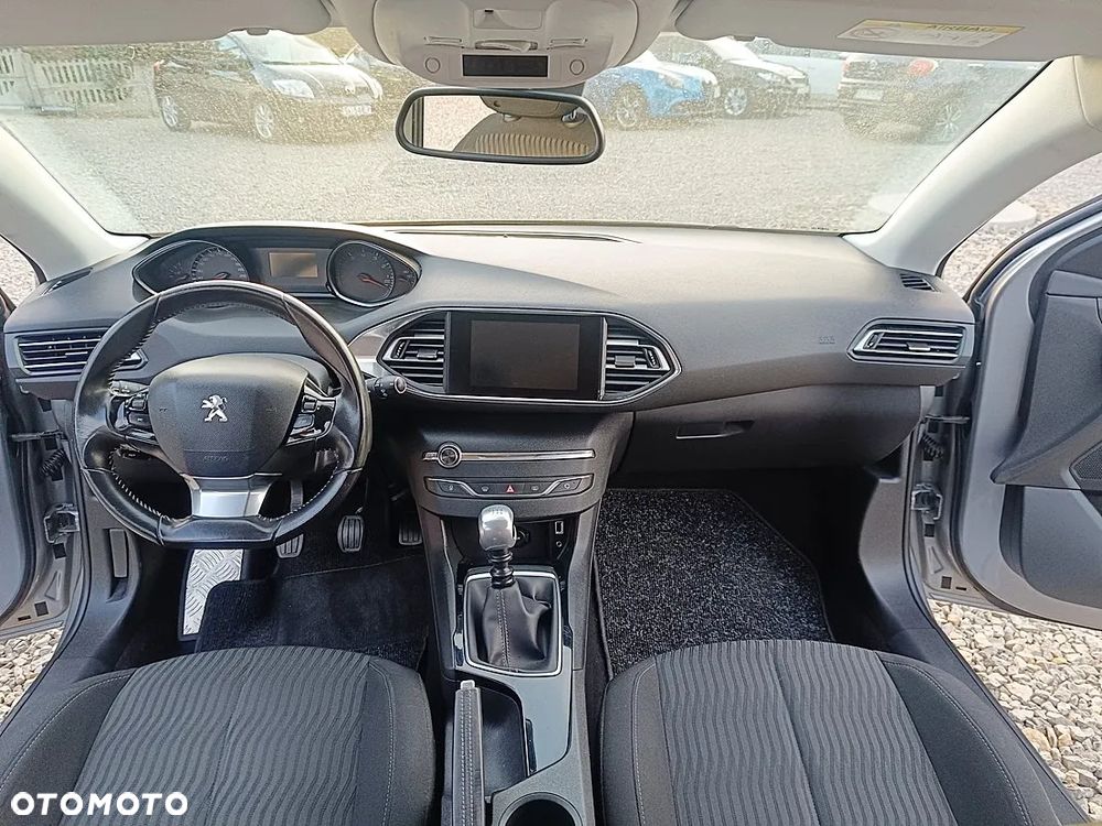 Peugeot 308 1.6 THP Access - 17
