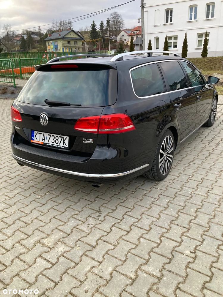 Volkswagen Passat - 4