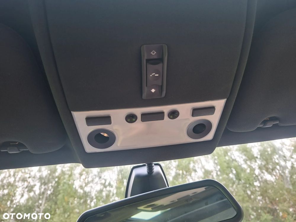 BMW Seria 5 530i - 30