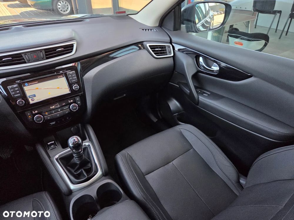 Nissan Qashqai 1.5 dCi DPF 360 - 23