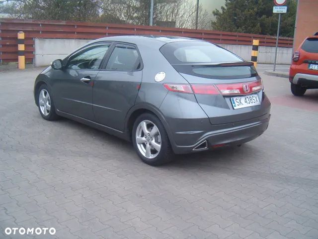 Honda Civic - 8