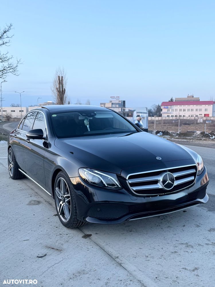 Mercedes-Benz E 220 d 4MATIC 9G-TRONIC Avantgarde - 5