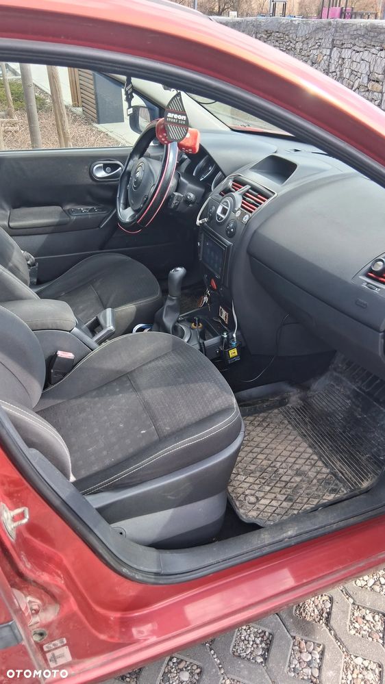 Renault Megane - 5